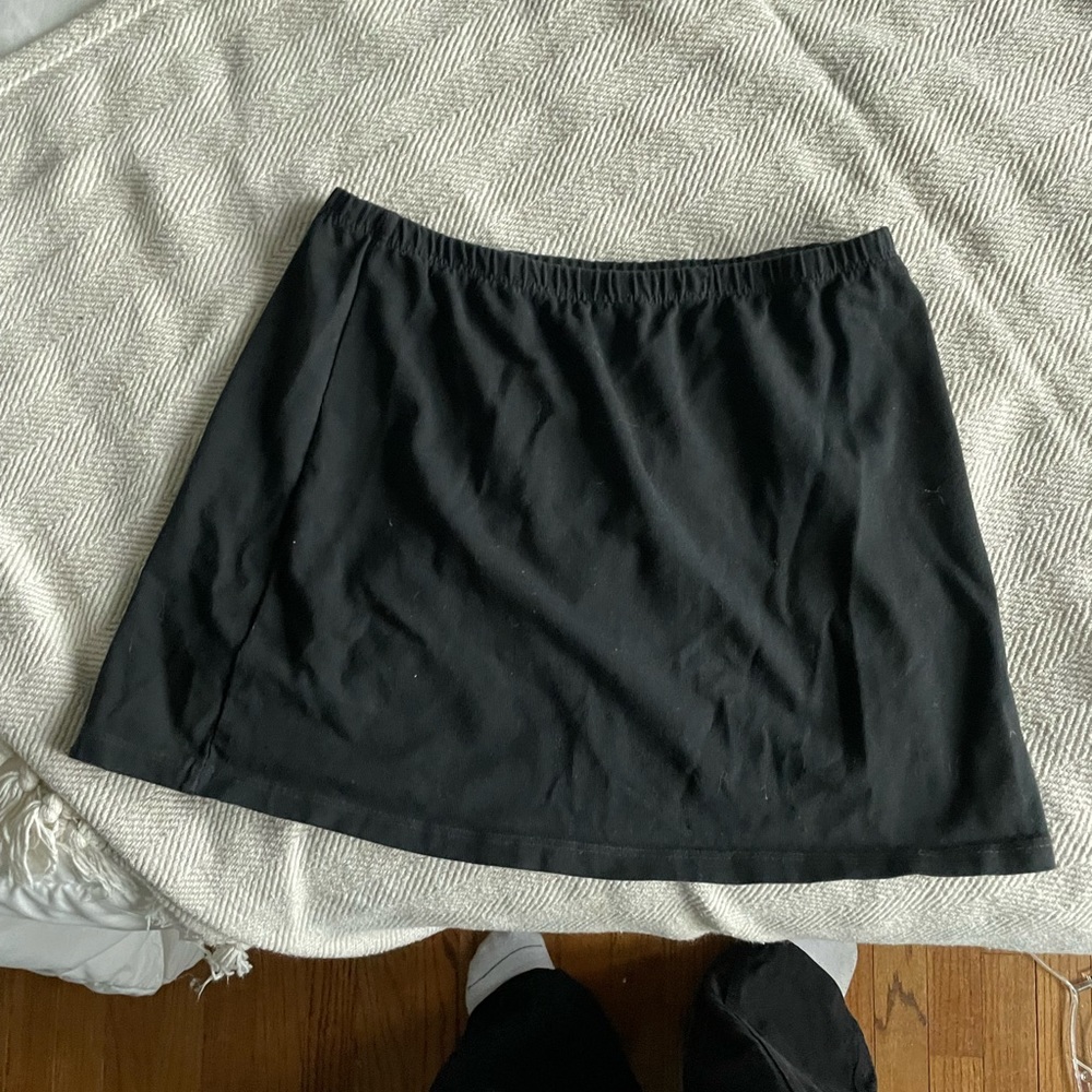 Brandy Melville black skirt S/M